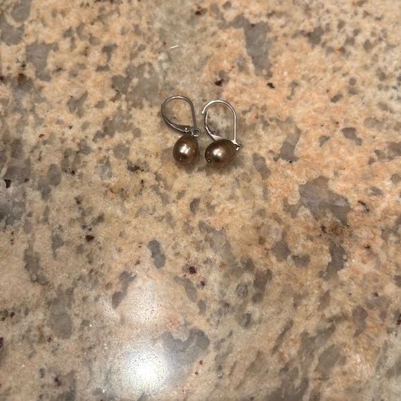 Tahitian Elegant Brown Pearl Drop Earrings - Picture 2 of 3